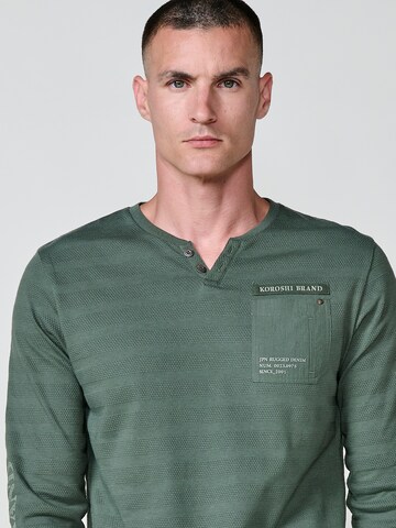 KOROSHI Bluser & t-shirts i grøn