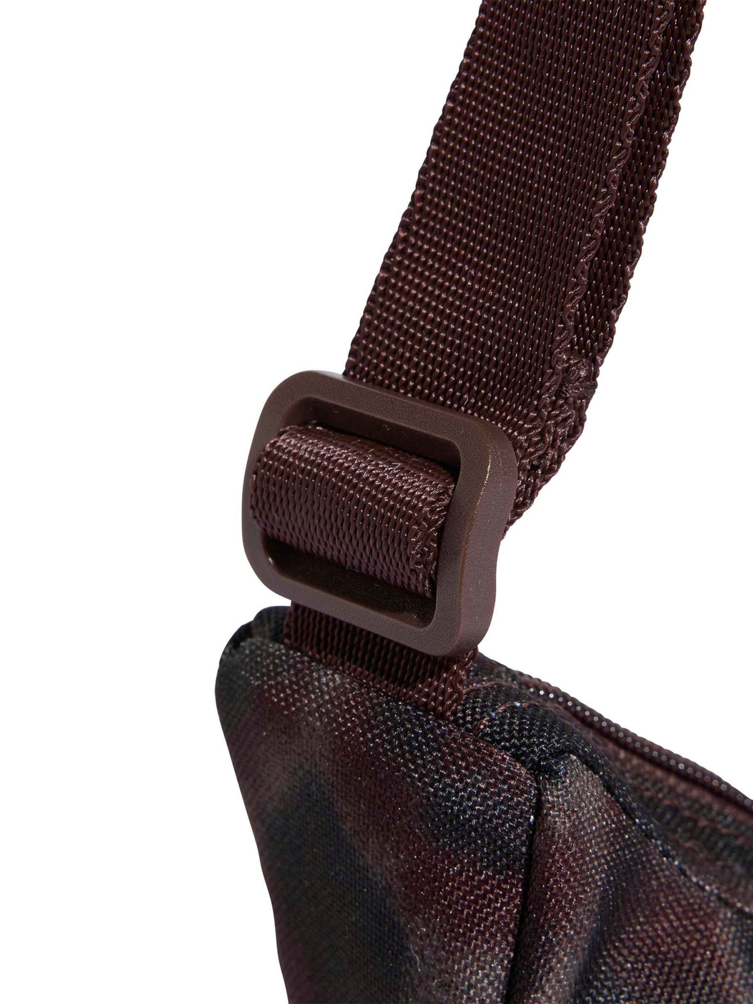 ADIDAS PERFORMANCE Sports Bag 'Ess' in Green