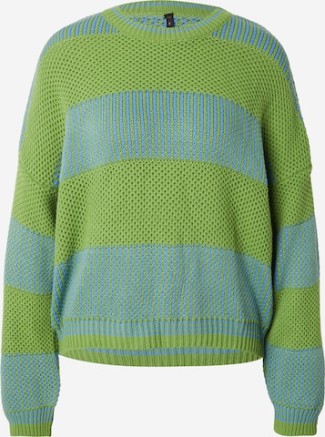 Pull-over Trendyol en vert : devant