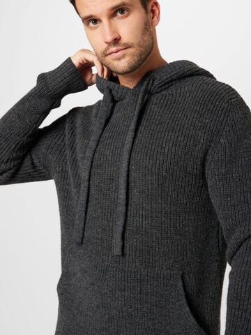 DRYKORN Sweater 'IVAR' in Grey