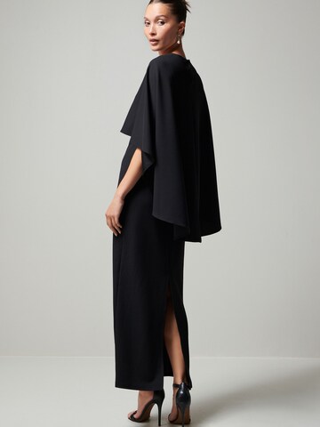 Robe Next en noir