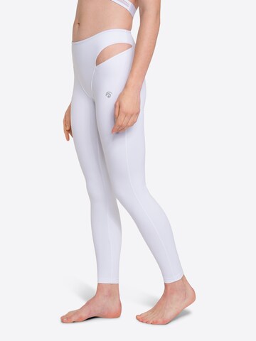 OCEANSAPART - Skinny Leggings 'Alessia' em branco