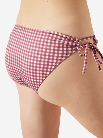 Penti Bikiinipüksid 'Bikinihosen', värv punane