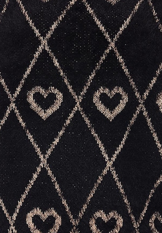ebeeza Sweater in Black
