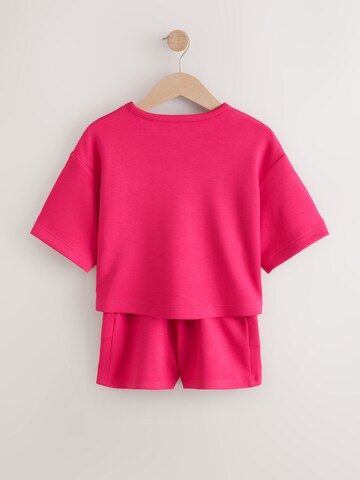 Next Set in Pink