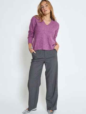 Pullover 'Gea' di DESIRES in rosa