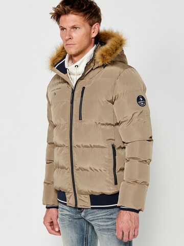 Giacca invernale di KOROSHI in beige
