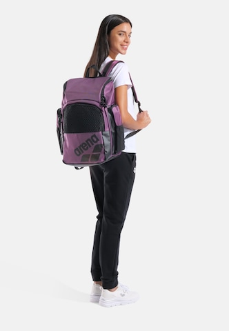 ARENA Urheilureppu 'ONE GO BACKPACK 35L' värissä lila: etupuoli