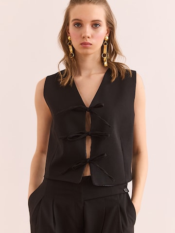 olalook Vest i sort: forside