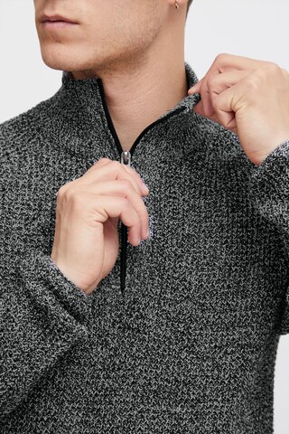 !Solid Pullover 'Kotch' in Grau