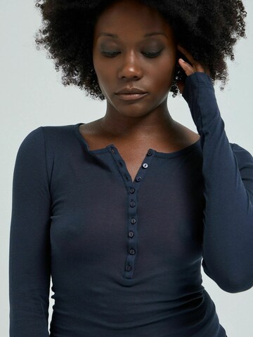 Seamless Basic Shirt 'Granddad' in Zwart