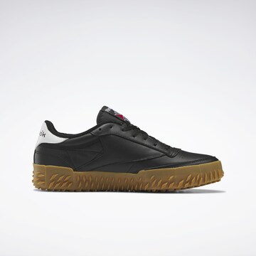 Baskets basses 'Club C Vibram' Reebok en noir