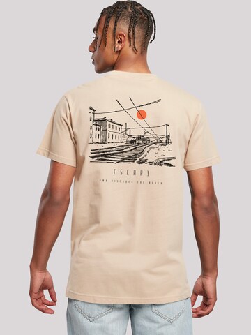 T-Shirt 'Escape Discover the World Town Train Station' F4NT4STIC en beige