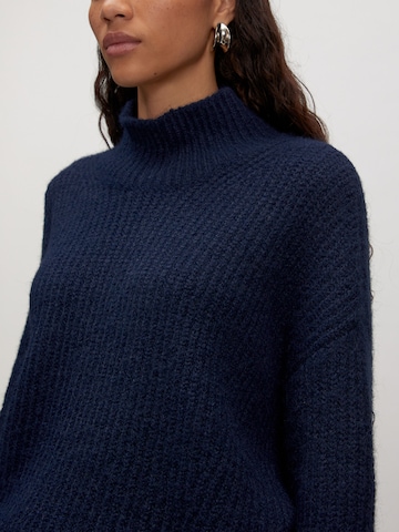 EDITED Pullover 'Beth' i blå