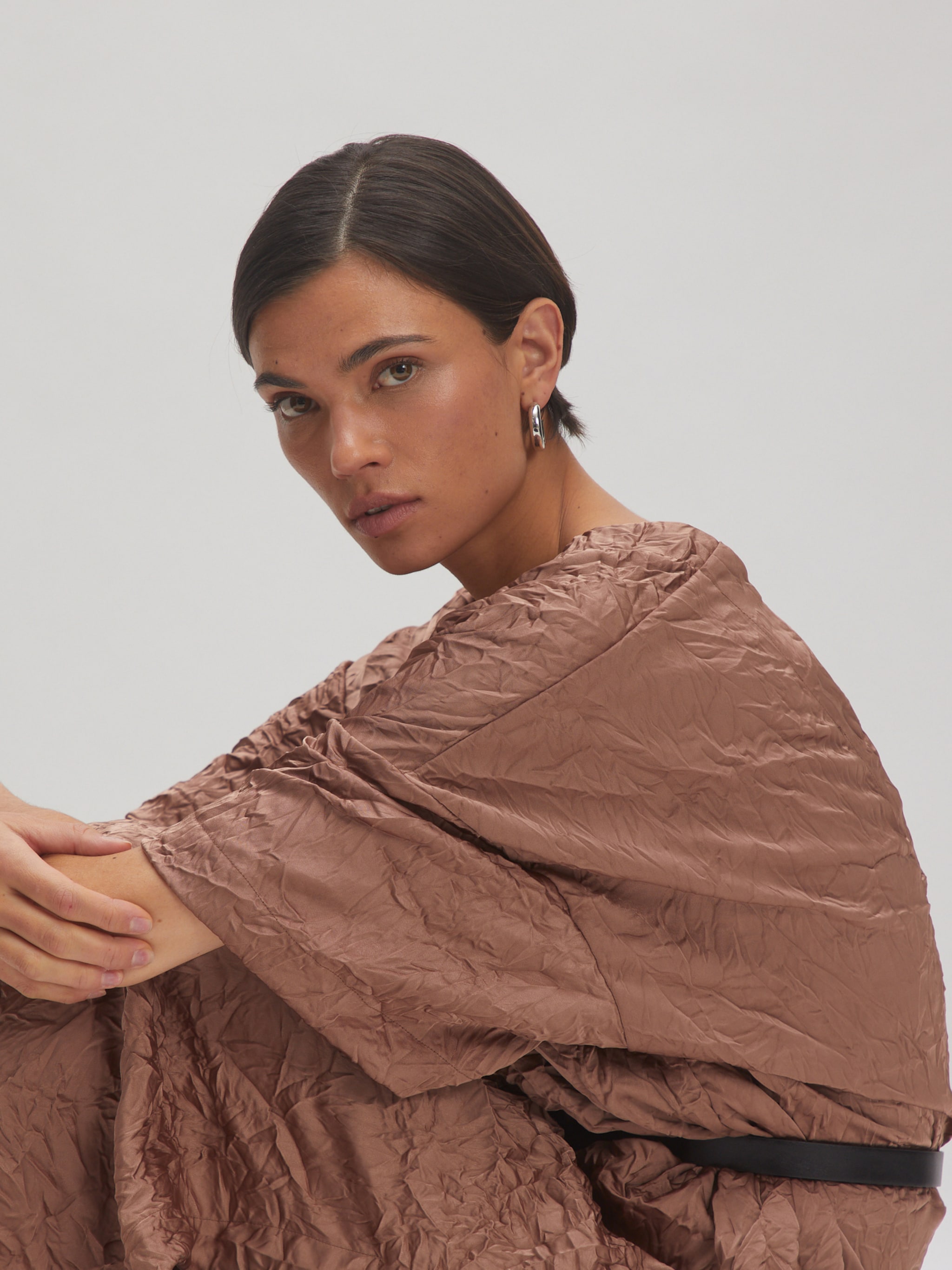 EDITED Producten Jurk 'Carmen' Bruin