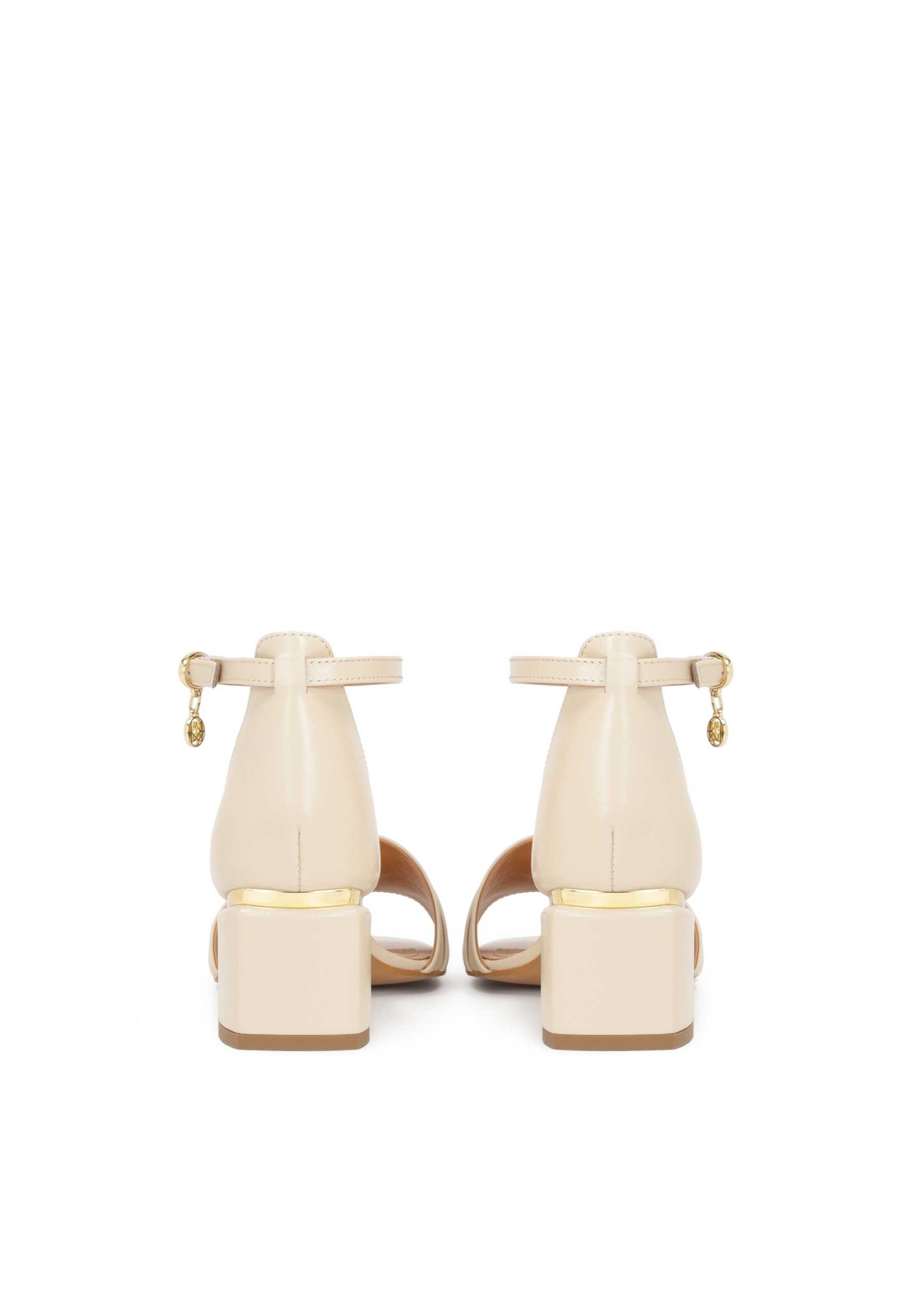 Kazar Sandále - Béžová