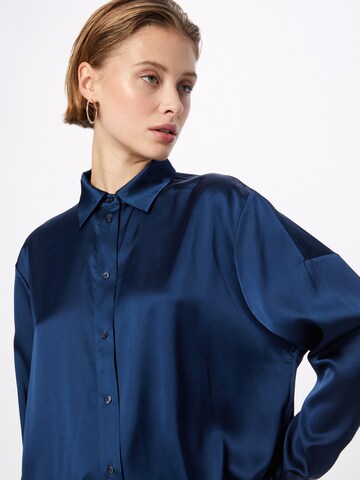 HUGO Red - Blusa em azul