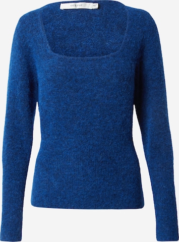 Gestuz Sweater 'Alpha' in Blue: front