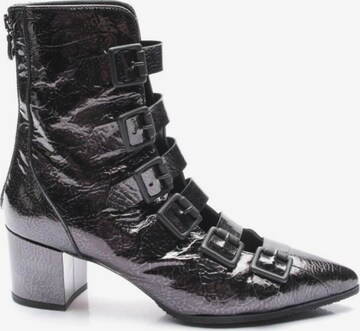 Lala Berlin Dress Boots in 39 in Black: front