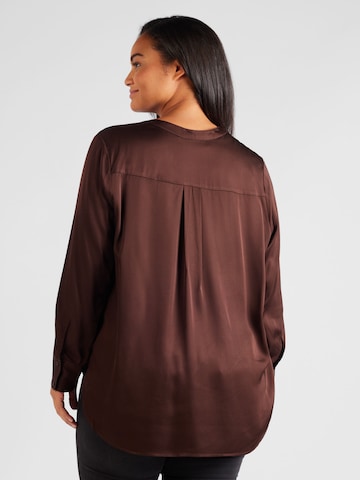 Selected Femme Curve - Blusa en marrón