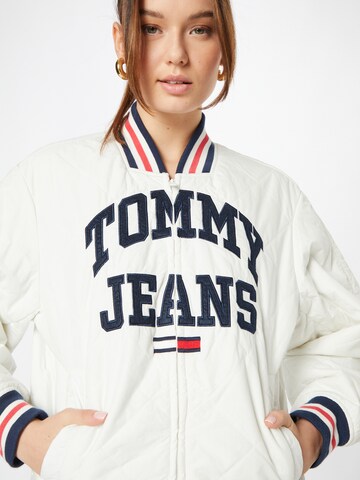 Tommy Jeans - Chaqueta de entretiempo en blanco