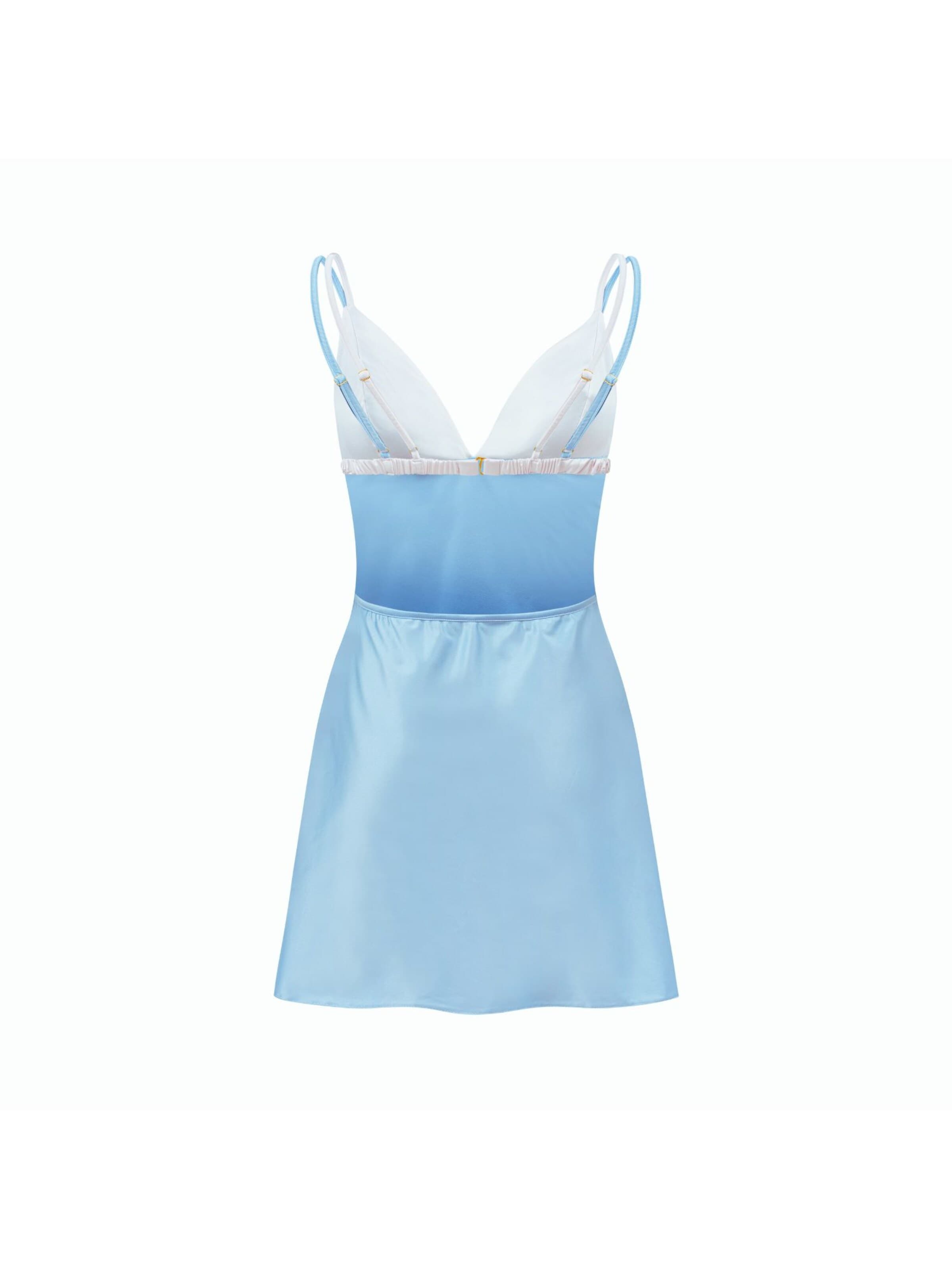 Robe d’été 'Baby Blue' EKCENTRIK en bleu