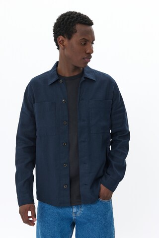 Matinique Tussenjas 'Pelton Heritage' in Blauw: voorkant