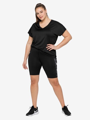 SHEEGO Skinny Workout Pants in Black