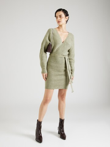 Robe 'Hanni' ABOUT YOU en vert