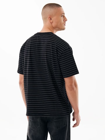 MEXX T-shirt i svart