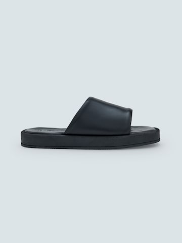 EDITED Mule 'Tibora' in Black