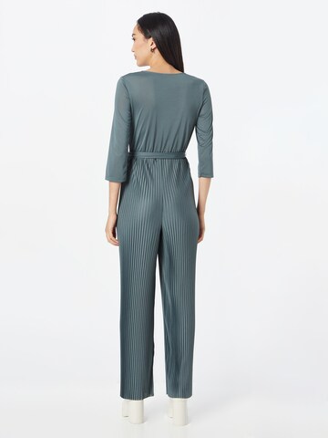 Tuta jumpsuit 'Saskia' di ABOUT YOU in verde