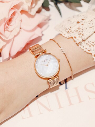 Victoria Hyde Analog Watch in Gold