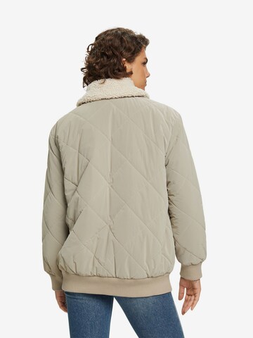 ESPRIT Winterjacke in Beige