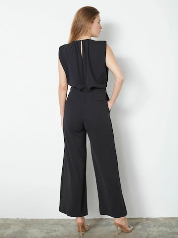 Regular Pantalon à plis 'Falcon' co'couture en noir