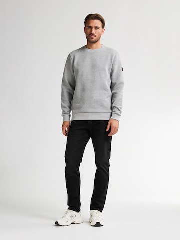 Petrol Industries Sweatshirt 'Estes' in Grey