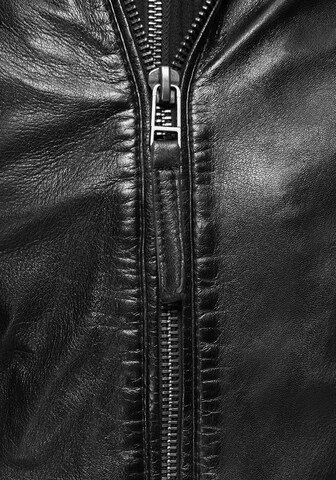 Geacă de primăvară-toamnă 'Nola' de la Gipsy by Mauritius pe negru