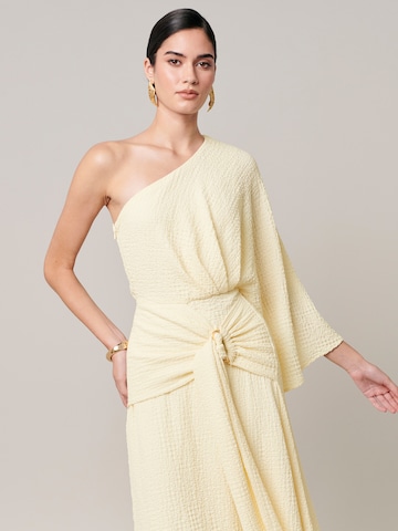 Rochie de seară 'Ellie' de la Sável pe galben