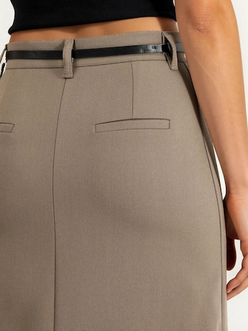 Qu Style Skirt in Brown