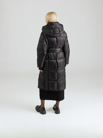 GAP Winter Coat in Black