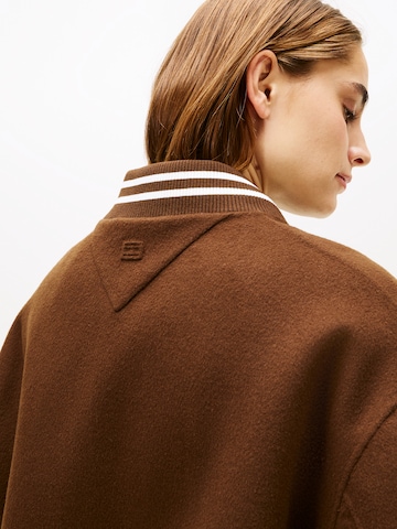 TOMMY HILFIGER Övergångsjacka i brun