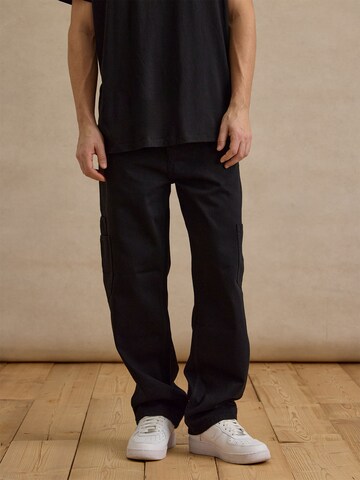 regular Jeans cargo 'Bennet' di DAN FOX APPAREL in nero: frontale