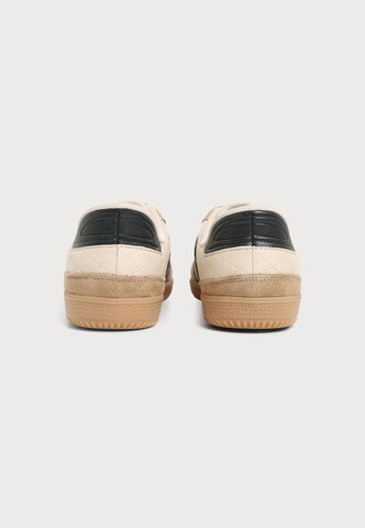 SKECHERS Ниски маратонки 'HOTSHOT-SOFT LUXE' в бяло