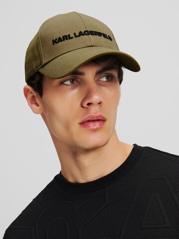 Karl Lagerfeld Nokamüts 'Essential', värv roheline