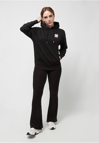 Miss Tee Sweatshirt in Black