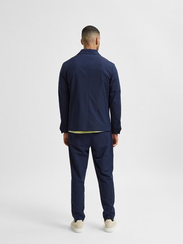 SELECTED HOMME Regular fit Klederdrachtjas in Blauw