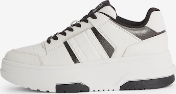 Tommy Jeans Sneakers laag 'The Brooklyn' in Zwart: voorkant