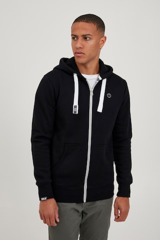 !Solid Zip-Up Hoodie 'BennZip' in Black: front