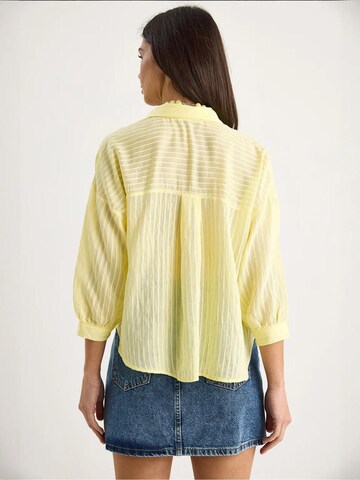Bianco Lucci Blouse in Yellow