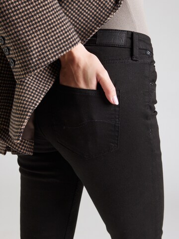 Skinny Jeans 'Sadie' di QS in nero